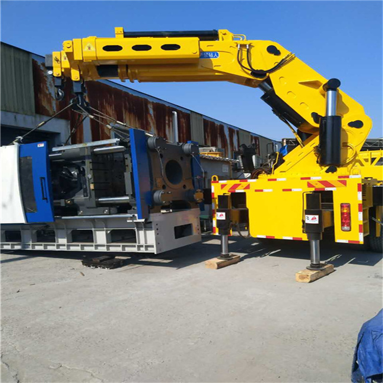 滨城 大吨位折臂吊出租费用解析：一小时租赁多少钱