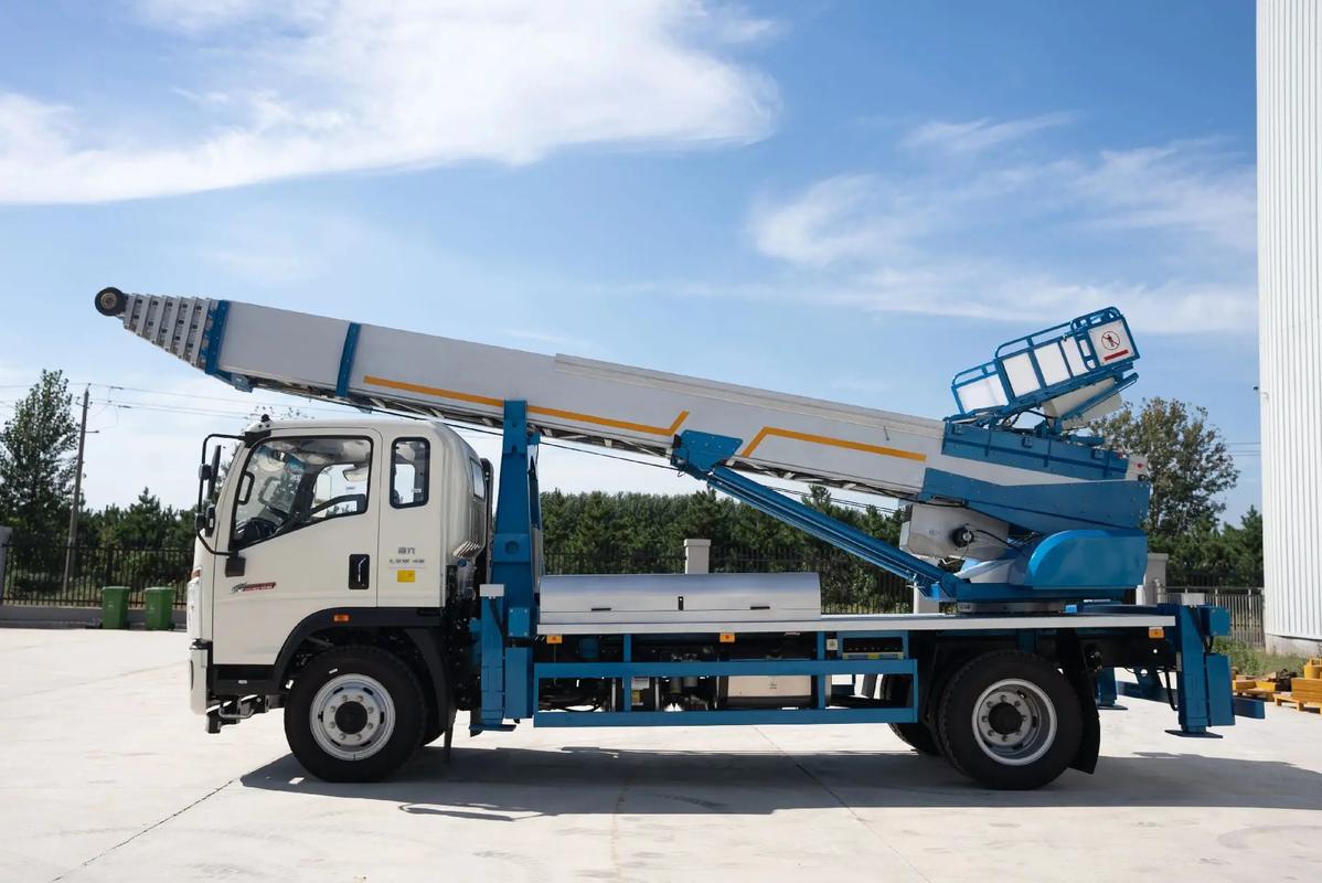 滨城云梯上料车租赁费用