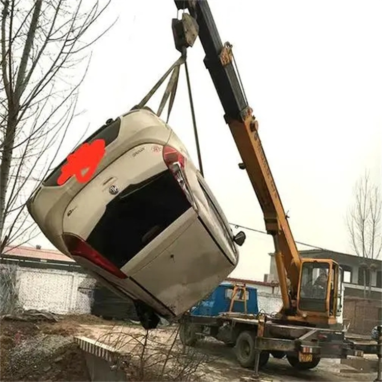 滨城随时待命，吊车24小时道路救援服务全解析