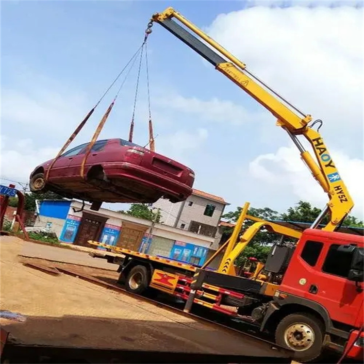 滨城吊车吊汽车的正确方法